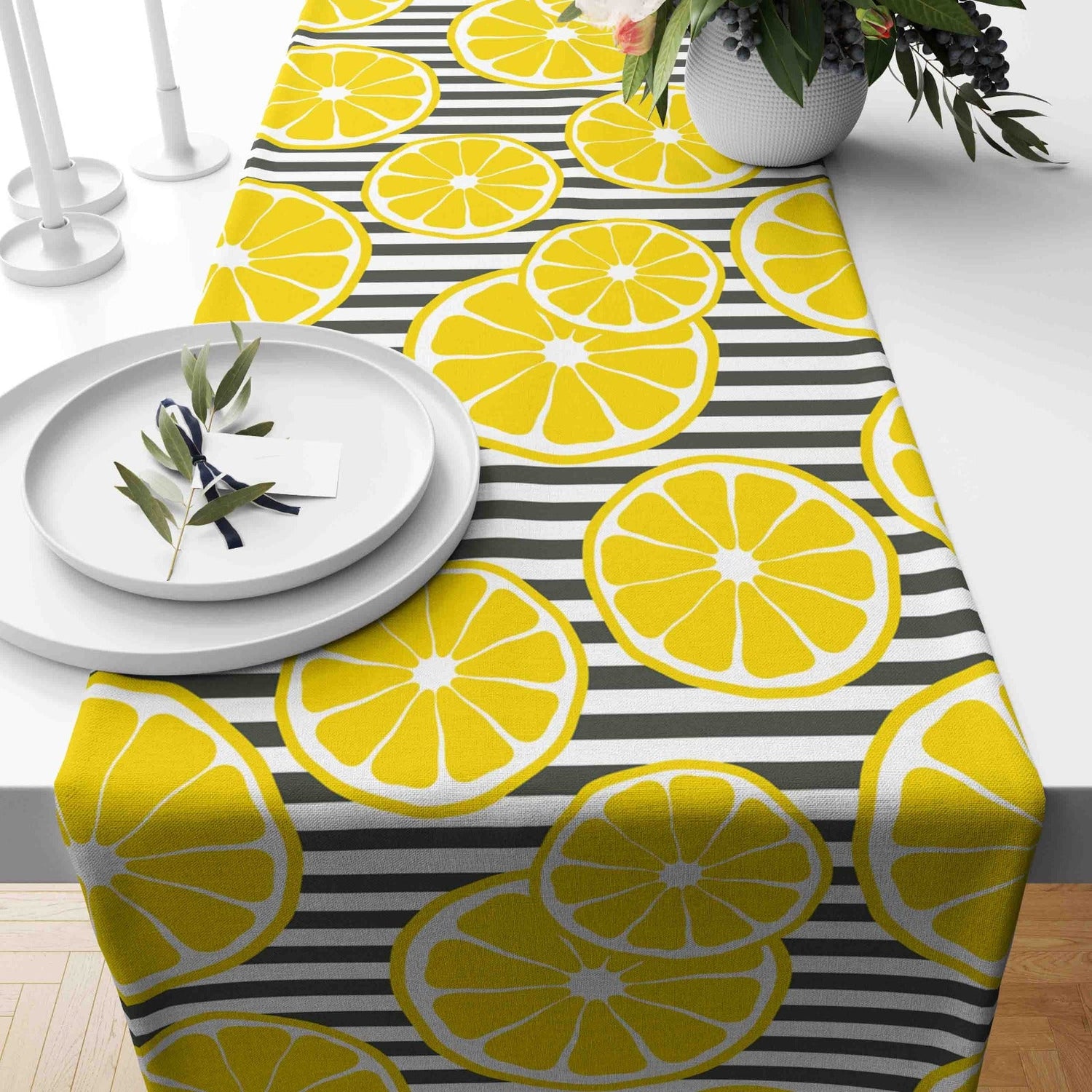 Table Runners & Tablecloths