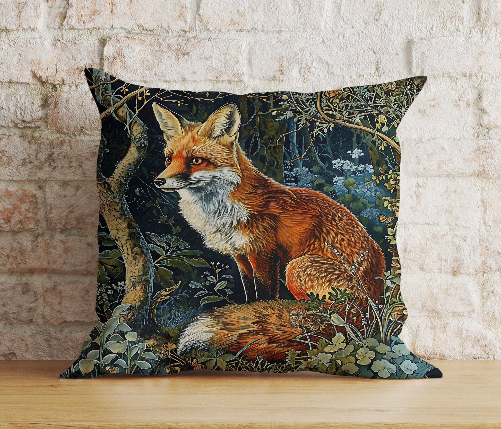 Onay Cushion Covers Autumn Fox in Fall Leaves Cushion Covers