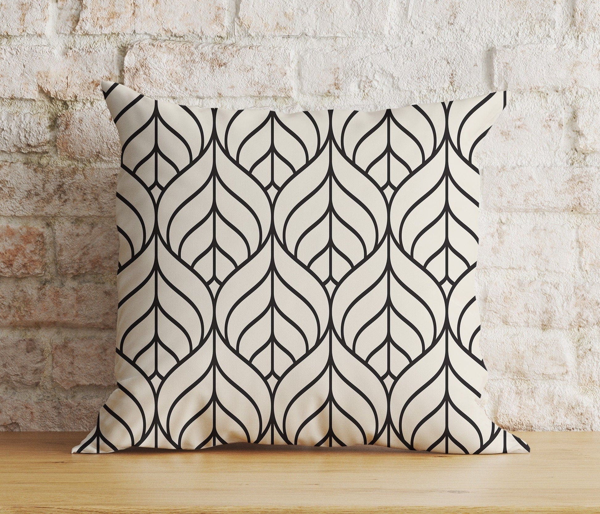Onay 4 / 12 x 12 inch (30 x 30 cm) Double Side Black and White Minimal Cushion Cover Geometric Leaf Pillow Cover
