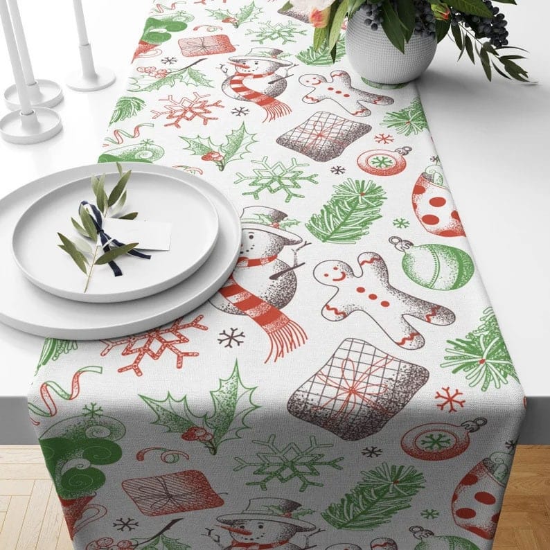Onay 2 / 12 x 46 inch (30 x 120 cm) Christmas Party Decor Red & Green Xmas Table Runner