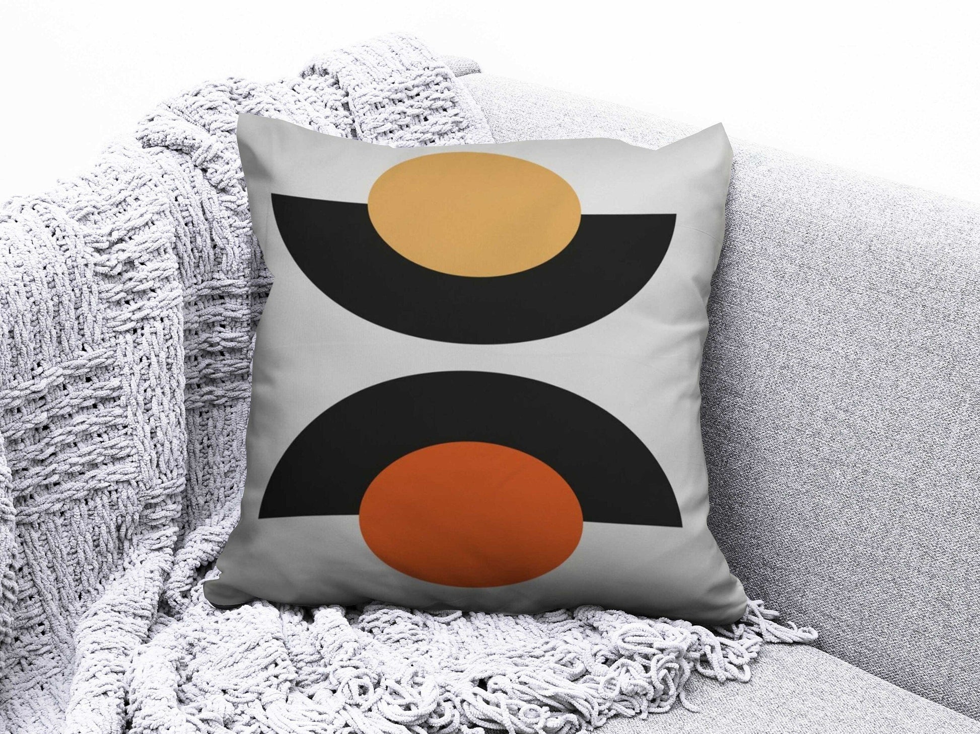 Onay 6 / 12 x 12 inch (30 x 30 cm) Geometric Circle Abstract Stripes Modern Cushion Cover