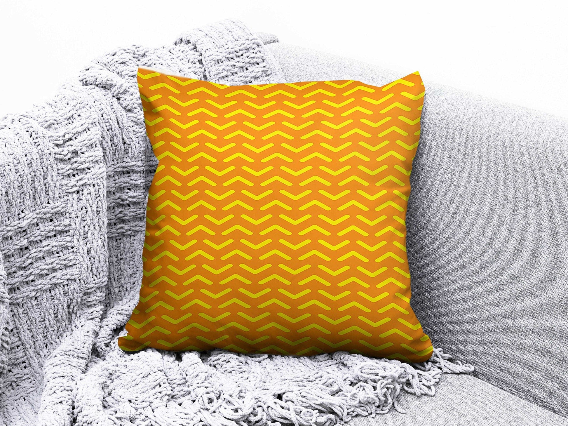 Onay 2 / 12 x 12 inch (30 x 30 cm) Geometric Wavy Round and Striped Abstract Cushion Cover