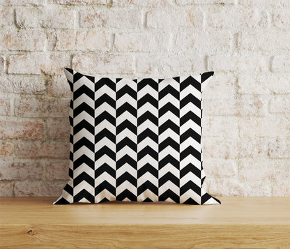 Black & White Chevron Cushion Cover Zigzag Throw Pillow