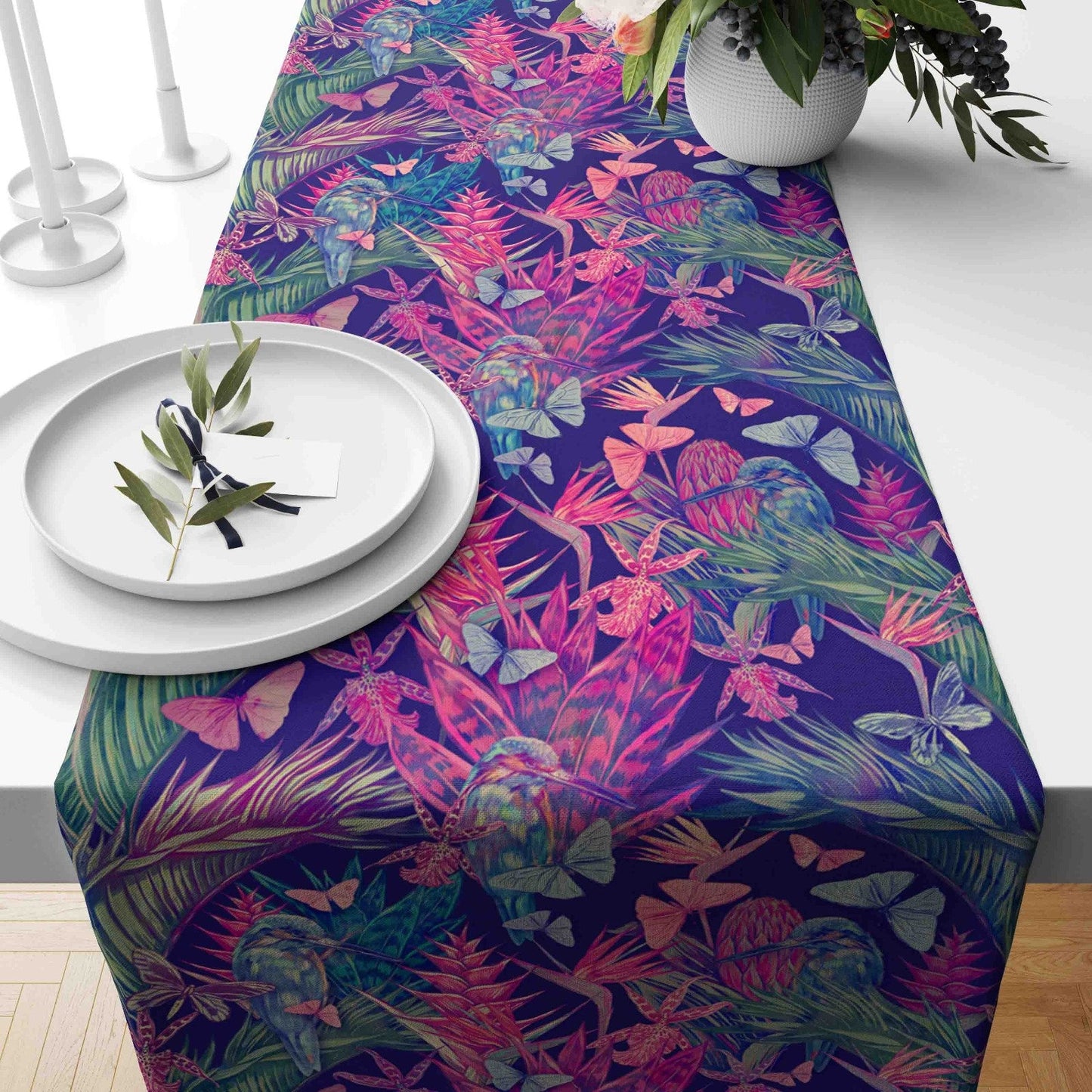 Butterfly Leaves Pattern Table Runner for Kitchen