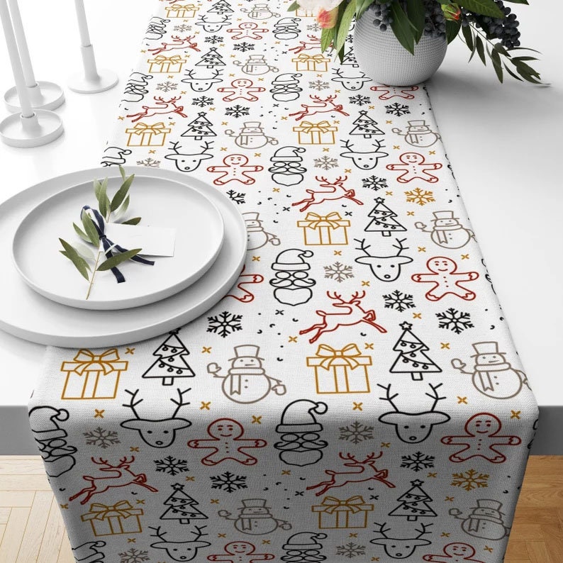 Xmas Winter Deer Holiday Home Decor Table Runner