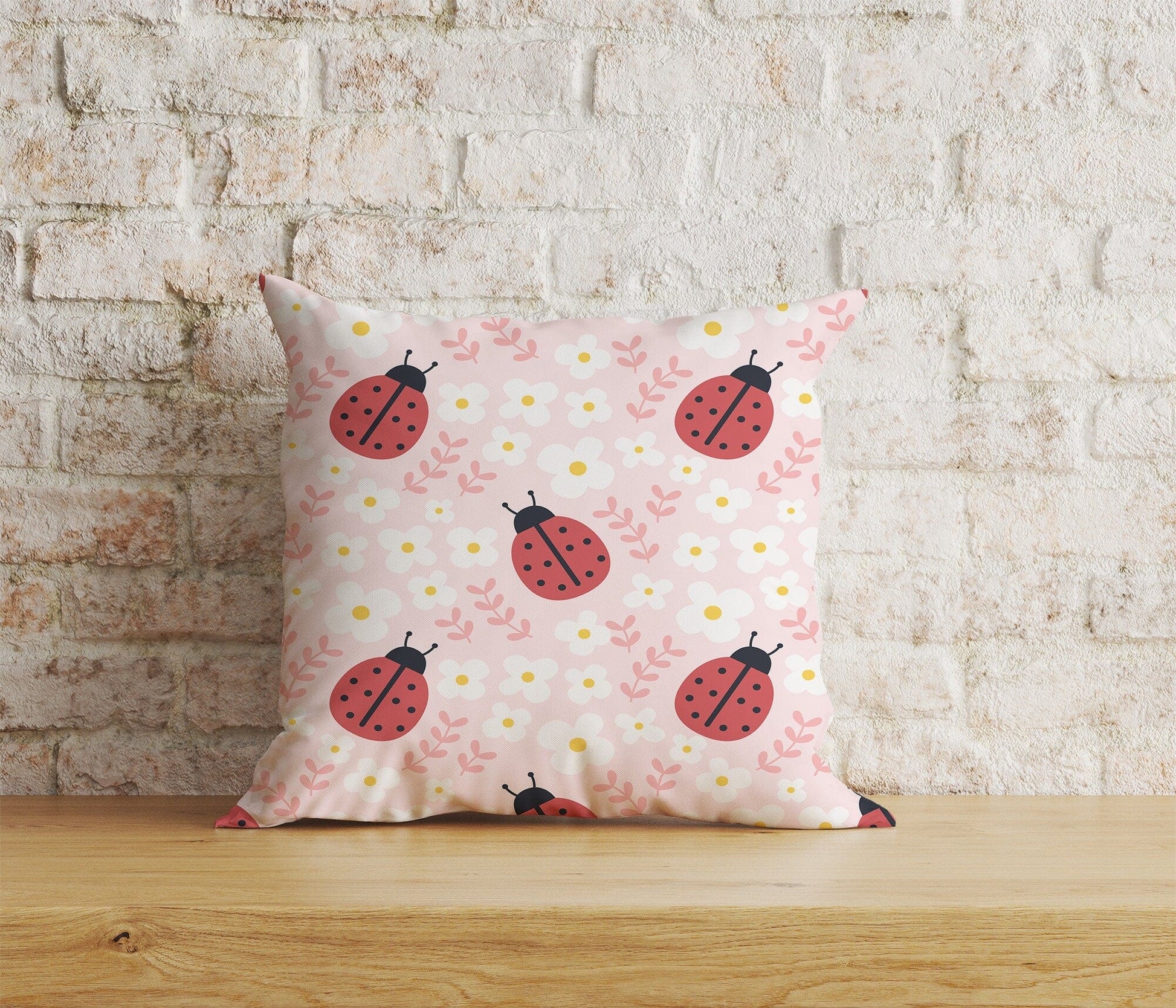 Onay Home Textile Cushion Covers 9 / 12 x 12 inch (30 x 30 cm) Double Side Ladybug Cushion Cover Red Ladybug Throw Pillow Covers