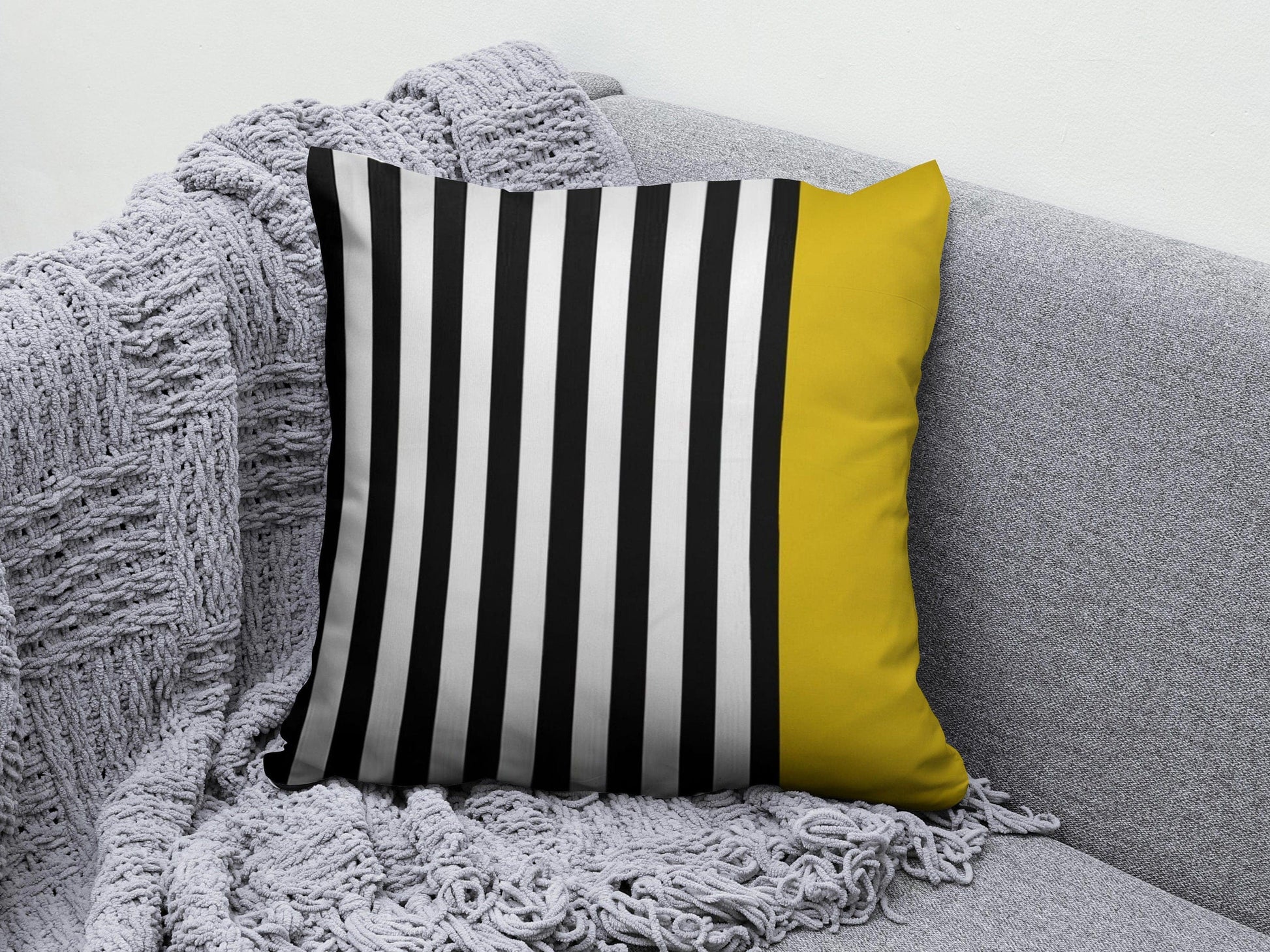 Onay 7 / 12 x 12 inch (30 x 30 cm) Orange Green Abstract Modern Striped Cushion Cover