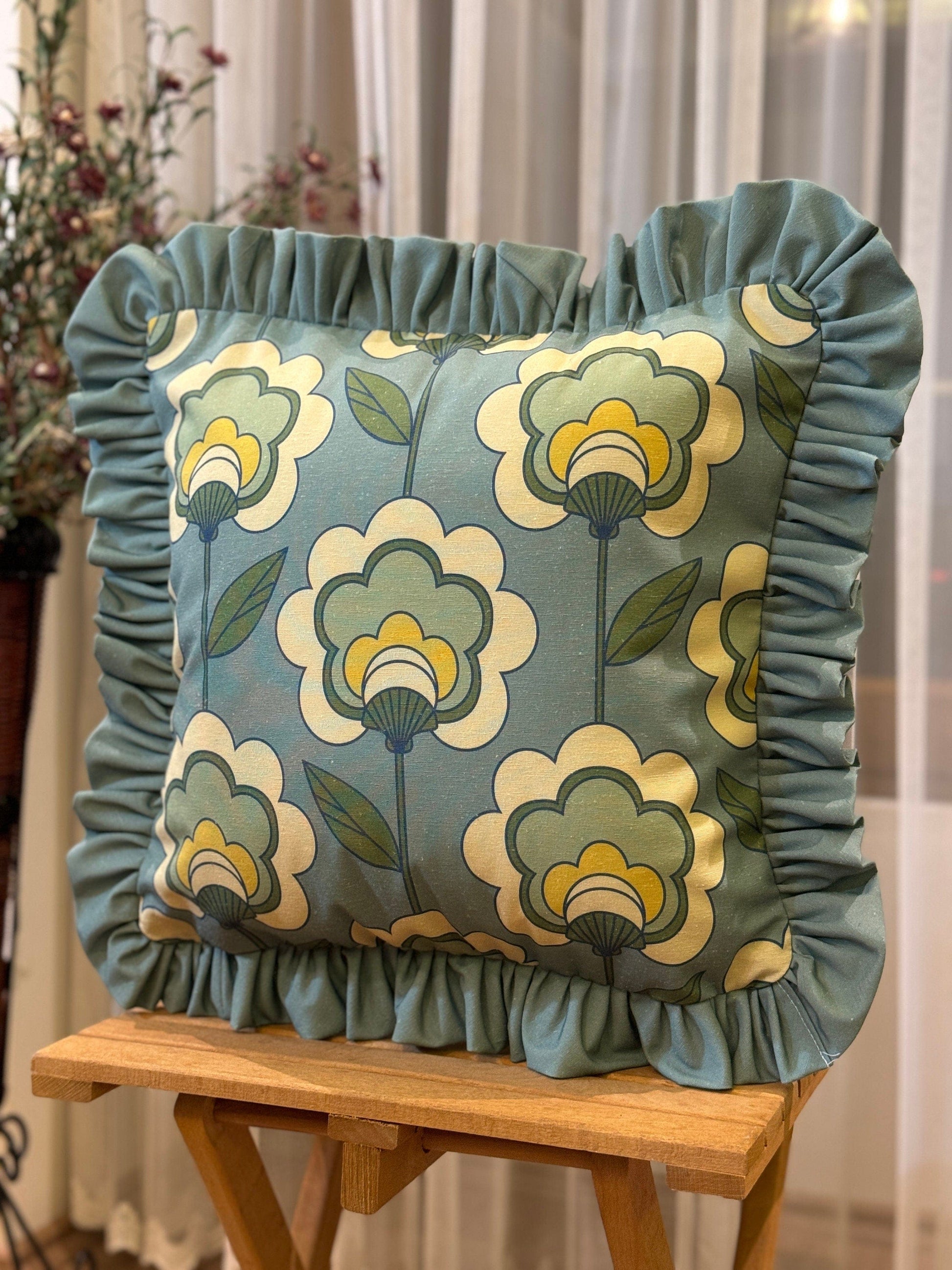 Onay Home Textile Cushion Covers Retro Vintage Frill Cushion Cover Green Ruffled Pillow Cover