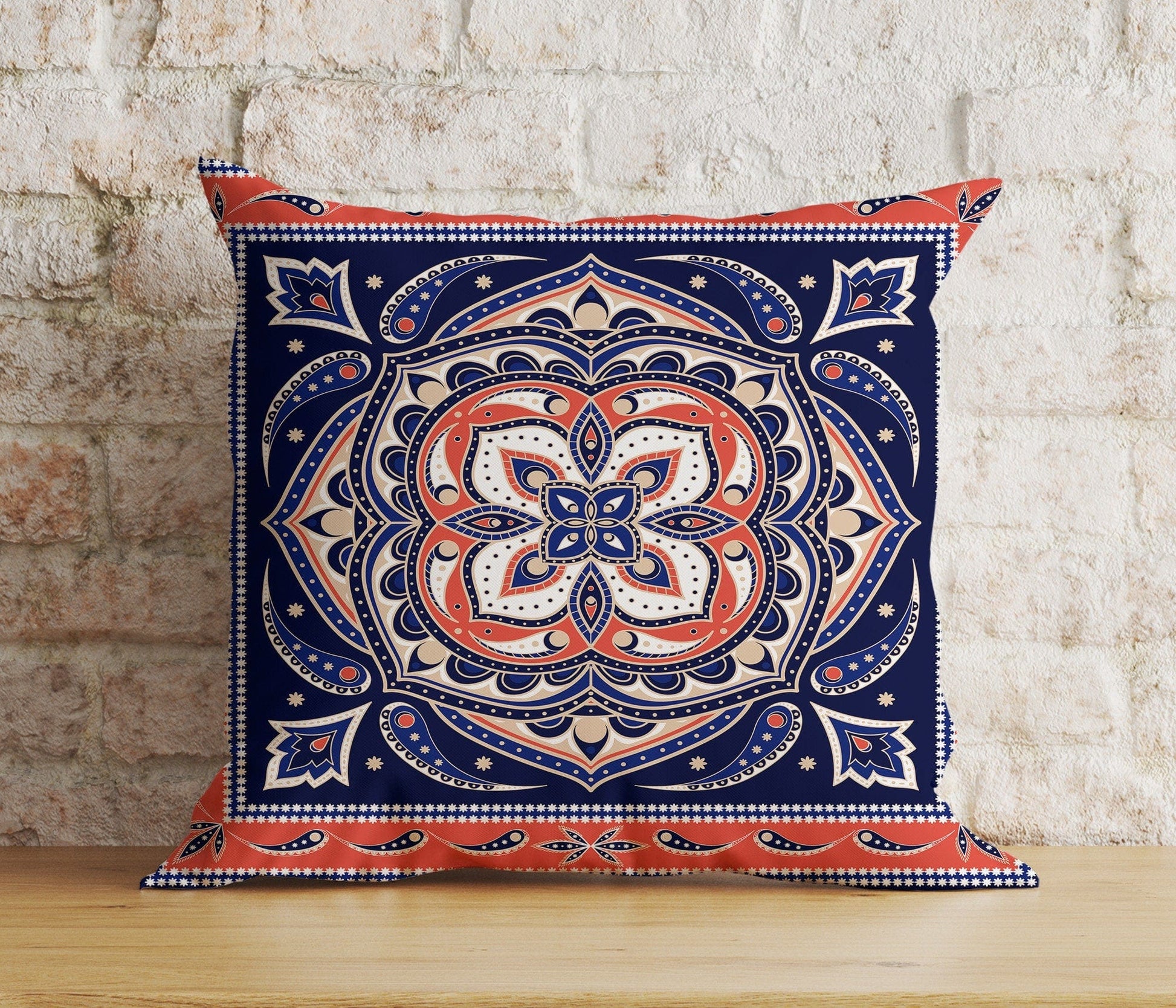 Onay 4 / 12 x 12 inch (30 x 30 cm) Rug Aztec Kilim Traditional Living Decor Cushion Cover