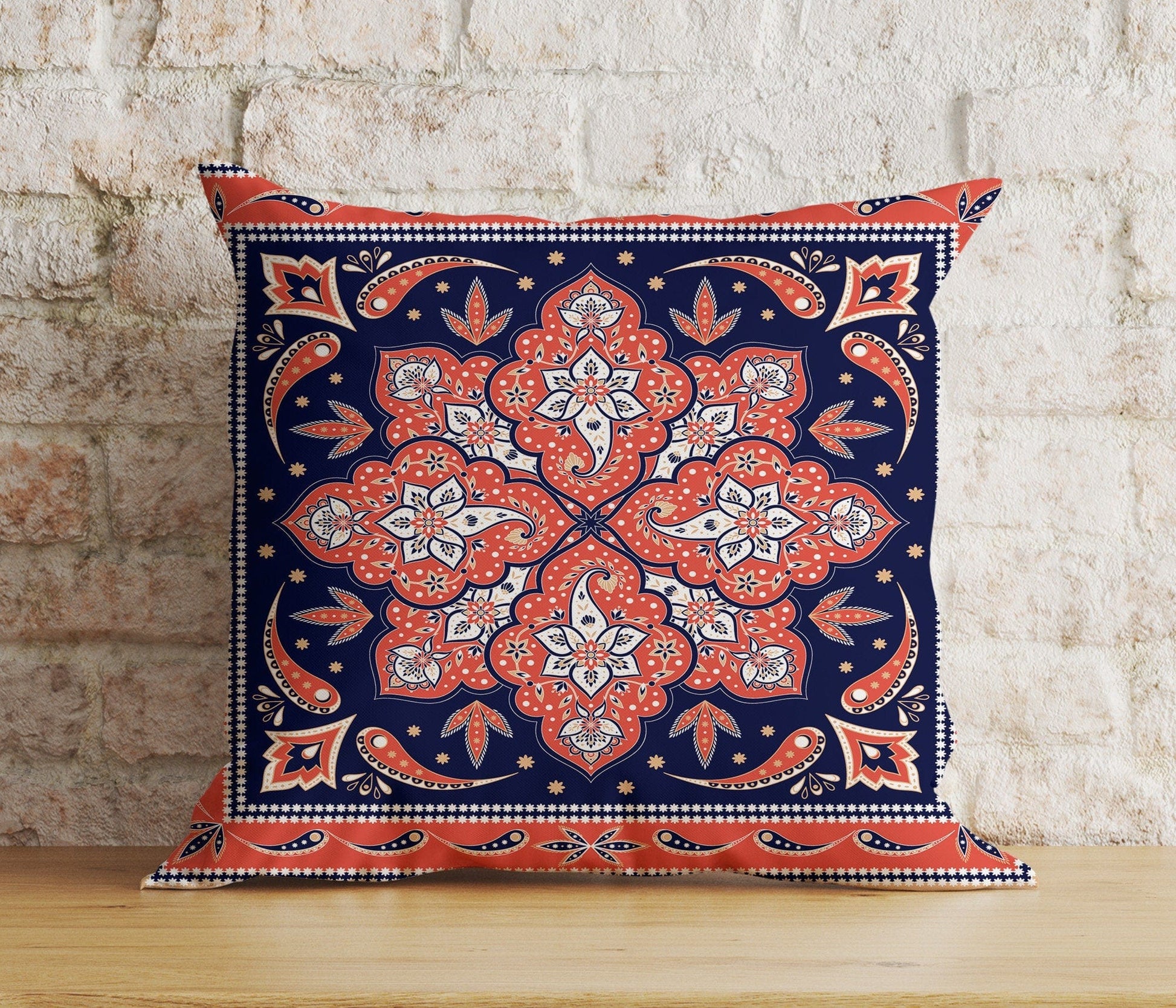Onay 3 / 12 x 12 inch (30 x 30 cm) Rug Aztec Kilim Traditional Living Decor Cushion Cover