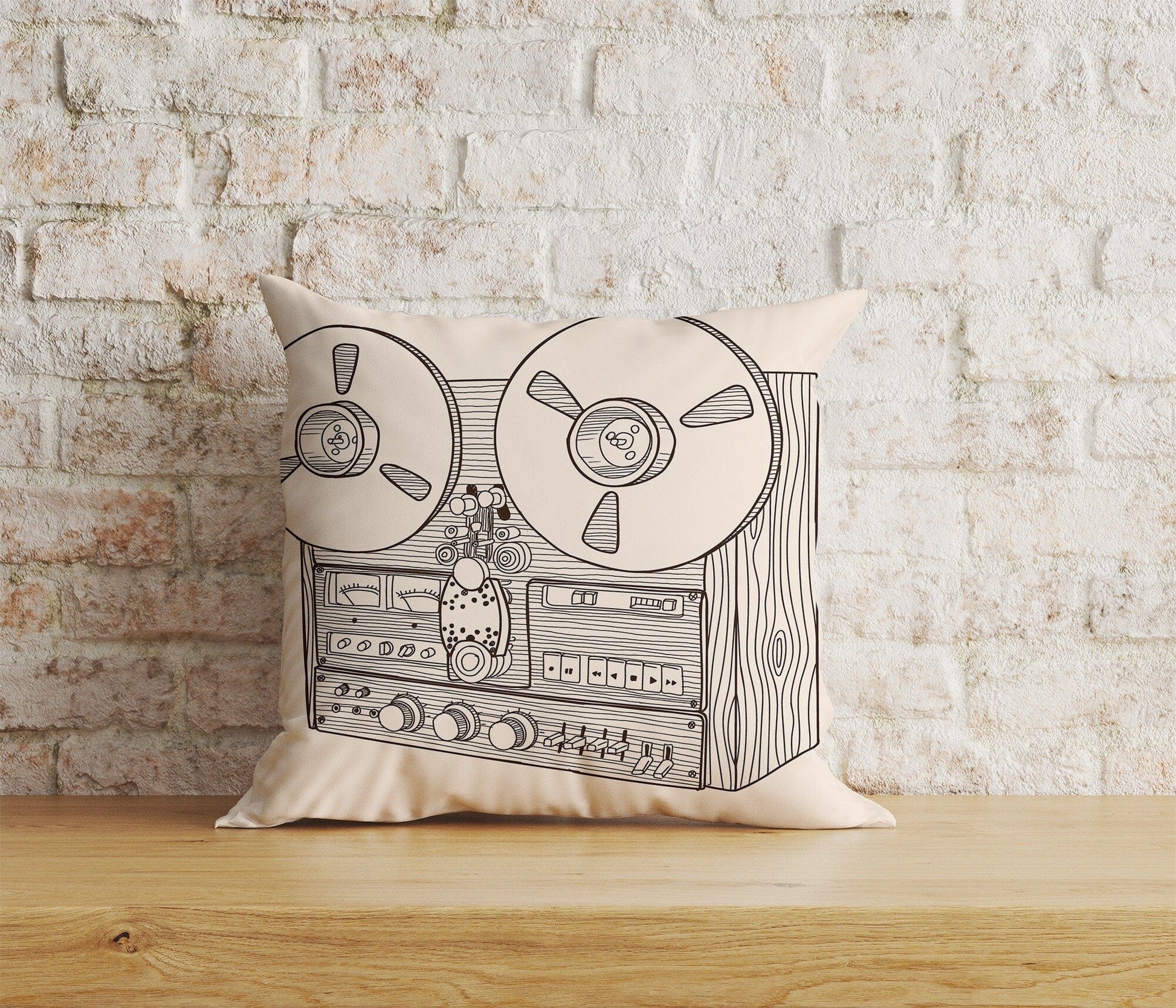 Onay 6 / 12 x 12 inch (30 x 30 cm) Vintage Cameras Old Camera Old Typewriter Cushion Cover